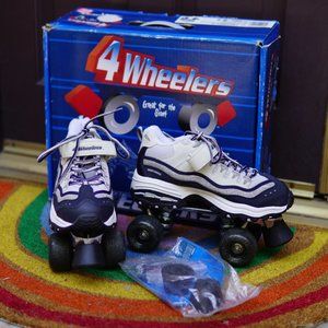 Womens Sketchers 4 Wheelers Roller Skates Sz 8.5